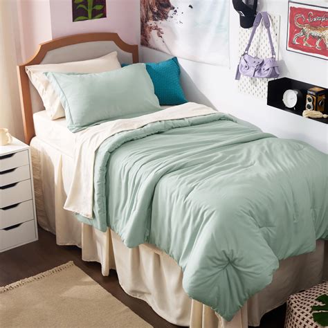 Amazon.com: Cypress Army Green Twin Extra Long Comforter Set by Ivy ...