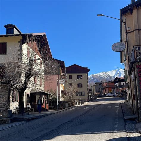 LA CARINZIA (Fiumalbo) - Hotel Reviews & Photos - Tripadvisor