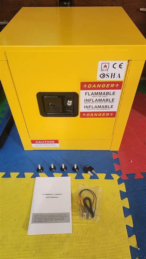 KAER Flammable Cabinet 43.1x18.1x50.1 Inch 30 Gal, Adjustable Shelf ...