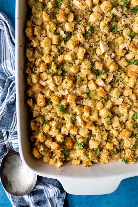 Gluten-Free Bread Stuffing with Apples - Easy Recipe