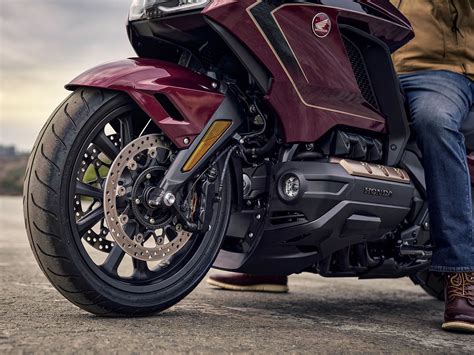 Model Feature Comparison | 2025 Honda Gold Wing Tour DCT 50th ...