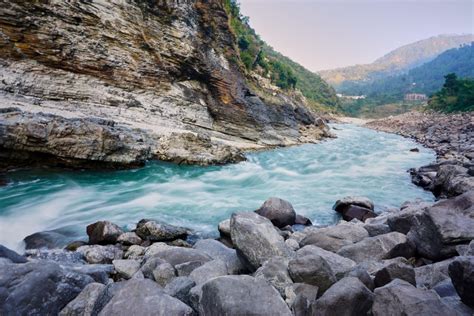 please send me the photo of Alaknanda and Mandakini River . - Brainly.in