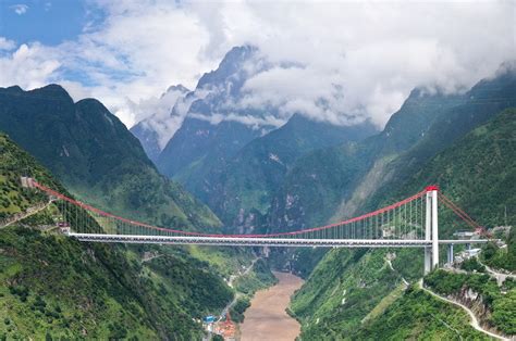 香丽高速虎跳峡金沙江特大桥|云南建设基础设施投资股份有限公司