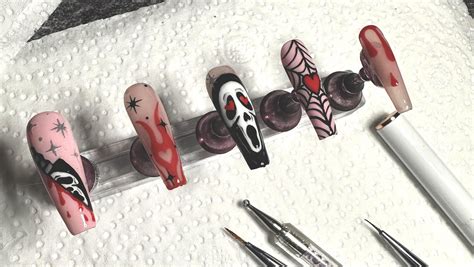 scream nail art and tutorial for ghostface : r/Scream
