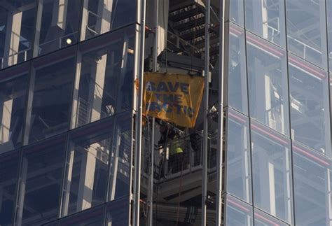 Spiderwomen arrested after scaling London's Shard - India Today