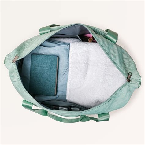 Nylon Montara Waterproof Expandable Luxe Travel Bag Online - Premium ...