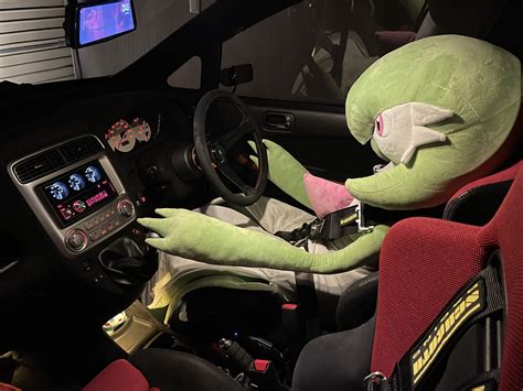 February 10th, 2025 tweet by @lana2tomo | Life-Sized Gardevoir Plush ...