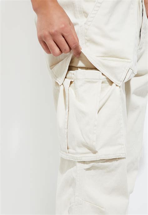 Buy URB_N Men Relaxed Fit Cargo Trousers Online at just Rs. 1699.0 ...