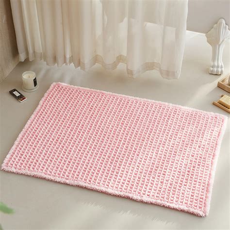 Amazon.com: TYUU Light Peachy Pink Bathroom Rugs, Waffle Bath Mat Non ...