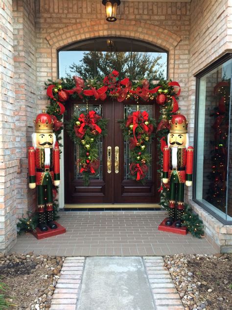 Door 2013 Clear Lake Flowers | Front door christmas decorations ...