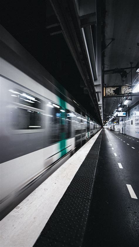 Download wallpaper 2160x3840 train, subway, movement, blur samsung ...