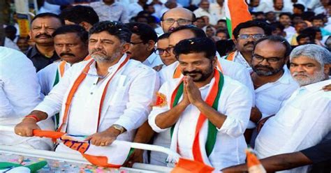 तेलंगाना के नए CM रेवंत रेड्डी ने जनता दरबार में सुनी लोगों की समस्याएं