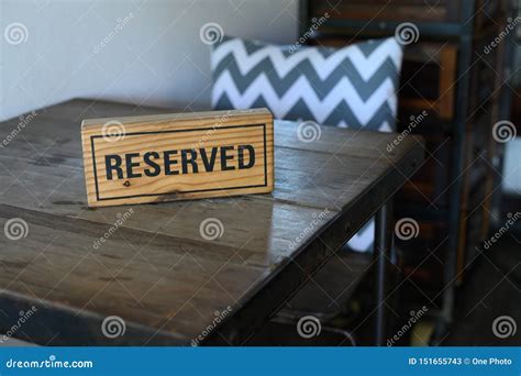 Restaurant Reserved Table Sign 的图像结果