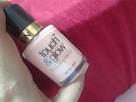 Buy Revlon Touch and Glow Moisturising Makeup, Rich Mist (20ml) Online ...