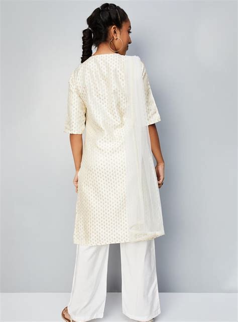 Buy Girls Embellished Kurta Set with Dupatta Online at just Rs. 1799.0 ...