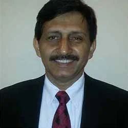 Dr. Manoj Khanna - Plastic Surgeon / Eyelid Surgeon in Kolkata