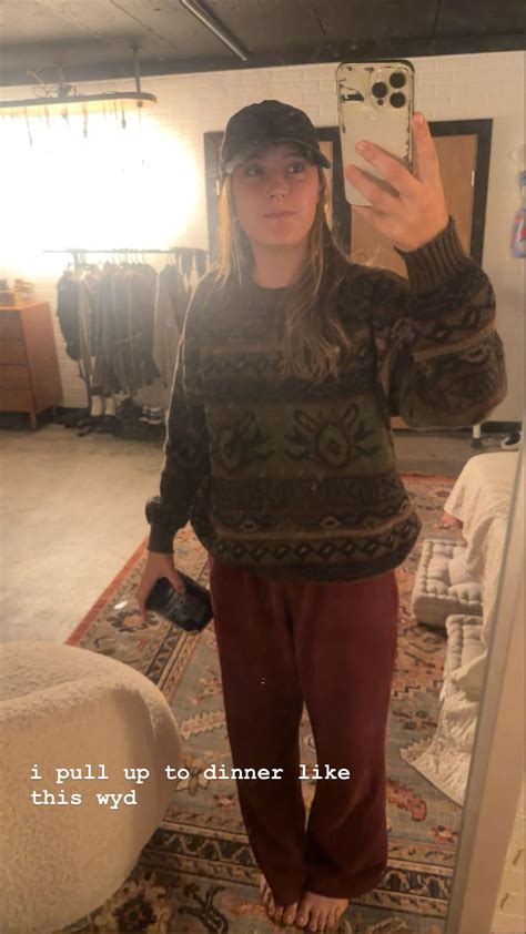 Peyton Coffee Feet - Surveys Hyatt