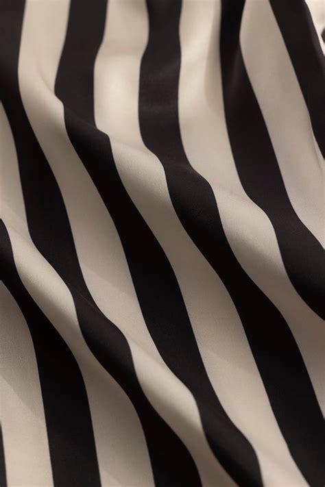 Buy Mens Stripevogue Cream Stripe Silky Satin Shirt Online | Snitch ...