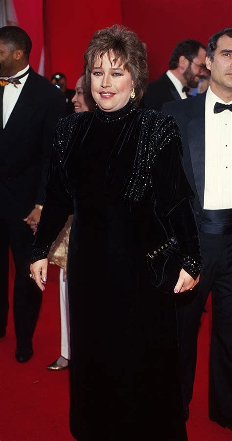 Kathy Bates Oscar Dress