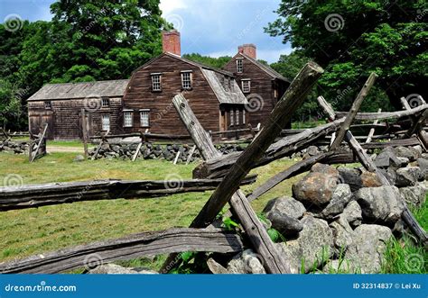 Lincoln, MA: Historic 1732 Hartwell Tavern Stock Image - Image of ...
