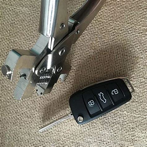Buy ELECTROPRIME 1 Set Folding Remote Car Key Disassemble Tool Flip Key ...