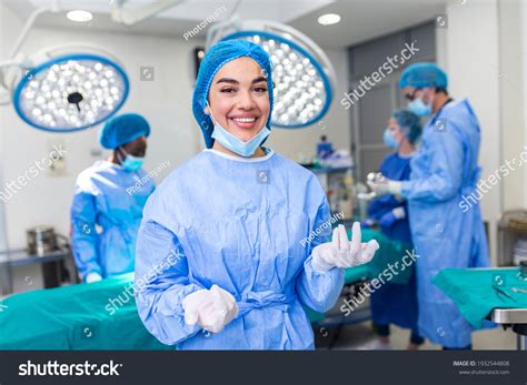 47,495 Operating Room Nurses Images, Stock Photos & Vectors | Shutterstock