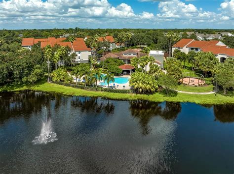 Photos and Tours of Arbors at Lee Vista | Lee Vista