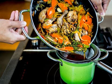 Roast Chicken and Vegetables Recipe | Bosch Home Appliances