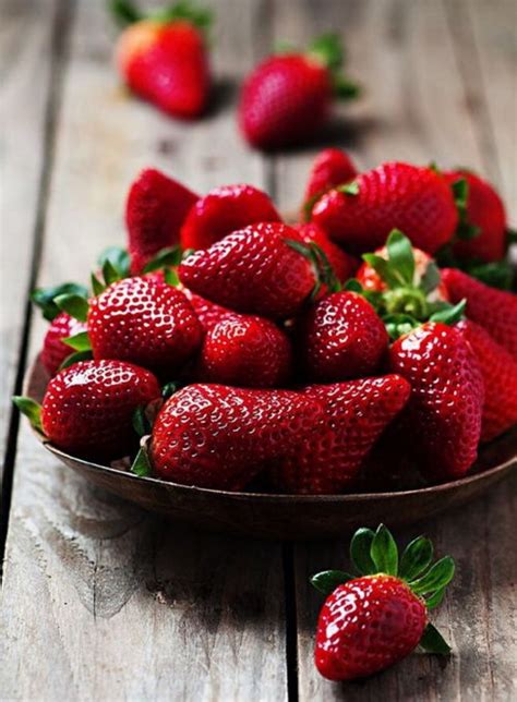 草莓不熟放放能熟吗,草莓多放几天能熟吗,草莓为什么放久了会熟-百答号