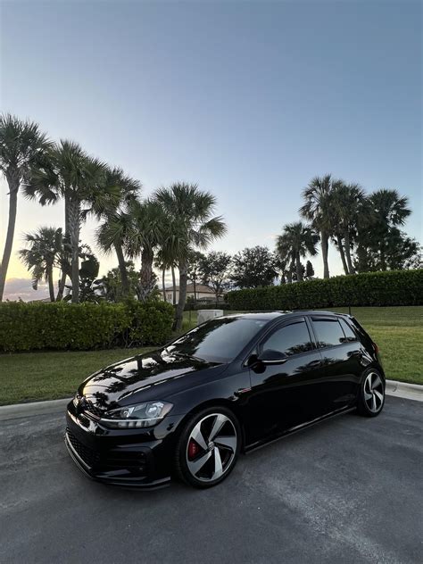 Enjoying the short moments of a clean black car 😍 : r/GolfGTI