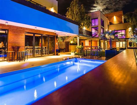 Information Centre 的图像结果