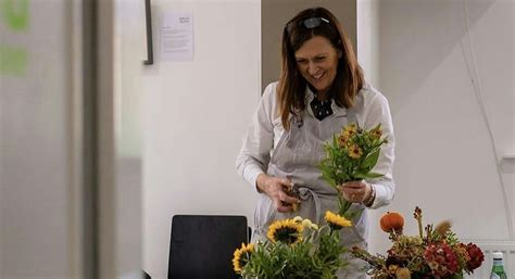 Create a Terrarium with Local Floral Designer Julia Umpleby, 109-111 ...