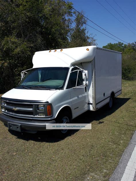 2000 Chevrolet 3500 Express Van