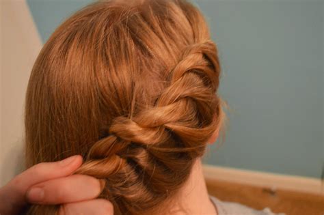 Twisted Ponytail Tutorial 的图像结果