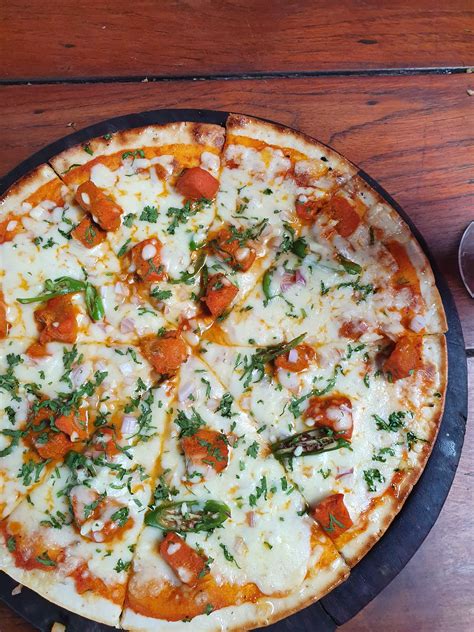 A Pretty Rooftop, Delish Food & Efficient Service At Hungry Hippie | LBB