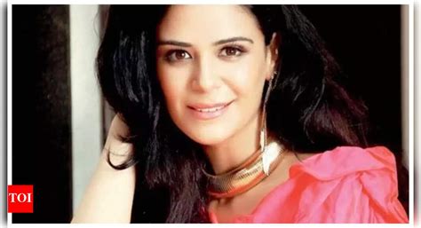 Mona Singh shares BTS pics of her character Bulbul on 'Made In Heaven 2 ...