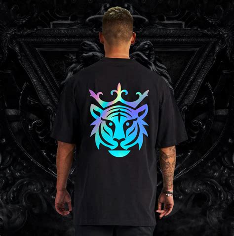 Crown Tiger Reflective Oversized T-Shirt – Black Tribe