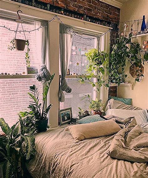 aesthetic plant bedroom ideas