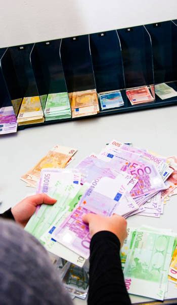 Book Currency Exchange & Remittance | Best Forex & Money Changer Services