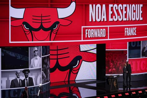 Chicago Bulls: Noa Essengue struggles in summer league debut