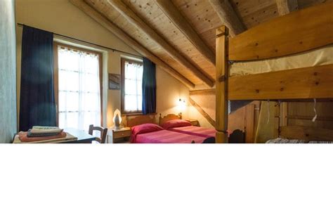 AGRITUR CASA ESSENIA (Condino) - Farmhouse Reviews & Photos - Tripadvisor