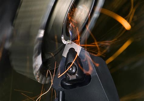 Machine Cutting Tools 的图像结果