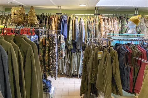 Surplus Store 的图像结果