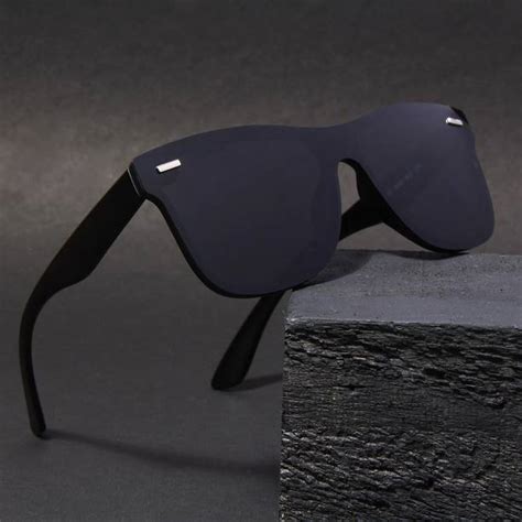 Black Sunglasses - Buy Black Sunglasses online at Best Prices in India ...