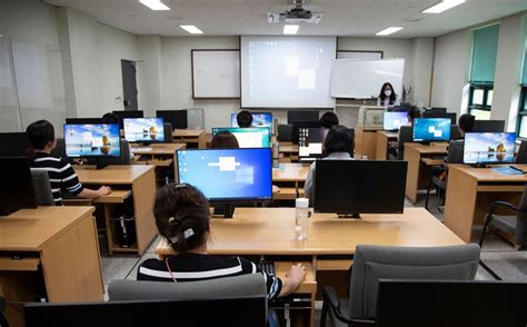 North Korea Computer Lab 的图像结果