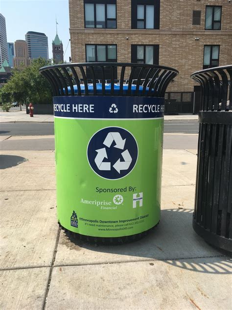 The Similarity is Uncanny : r/cincinnatibeer