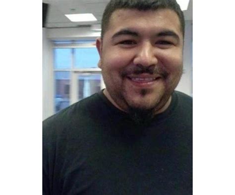 Stanly Estrada Obituary (2024) - Chicago, IL - Sagrada Familia Funeral Home