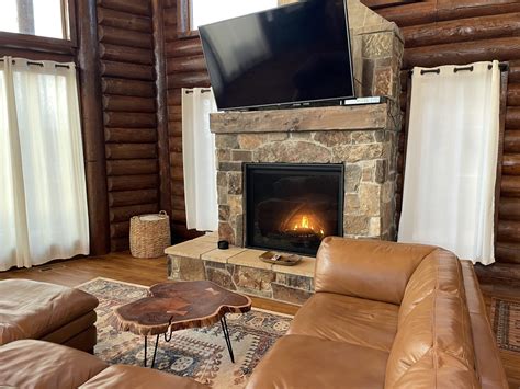 Bear River Lodge - Utah's Adventure Family