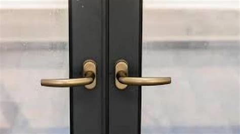 Innovative Glass Door Handle Designs for Modern Commercial Spaces - Dwello