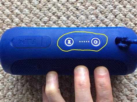 How to Charge JBL Flip 4 Wireless Bluetooth Speakers - Tom's Tek Stop